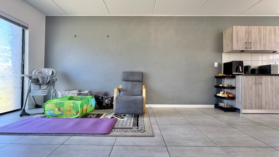 2 Bedroom Property for Sale in Aan de Wijnlanden Western Cape